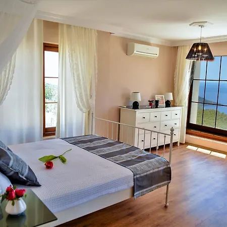 Villa Berat *