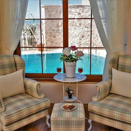 Berat Villa *
