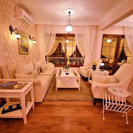 Berat Villa Kaş